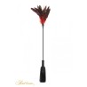 Tapette à plumes rouges et noires - Sweet caress